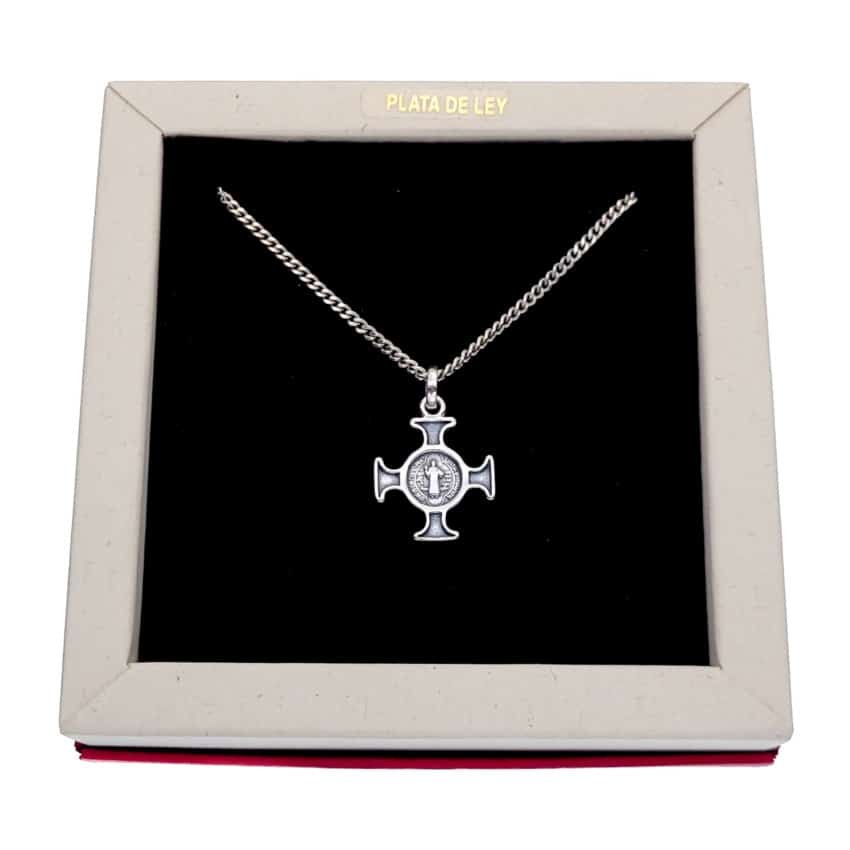 Colgante medalla cruz de San Benito en plata de 2,5 centímetros. - Imagen 2