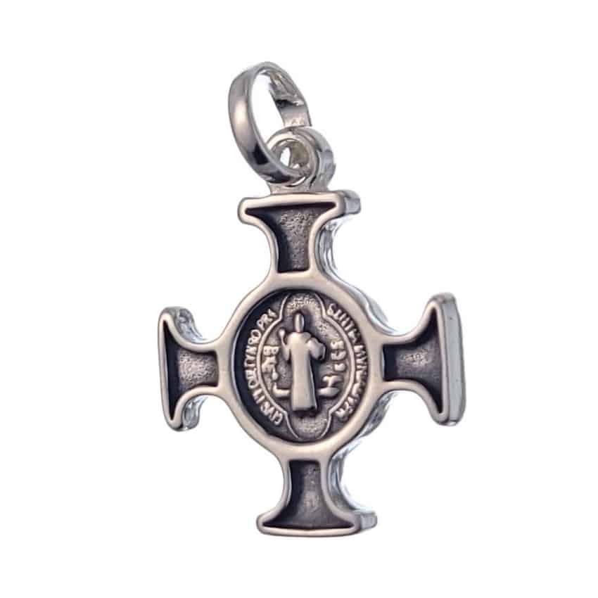 Colgante medalla cruz de San Benito en plata de 2,5 centímetros. - Imagen 4