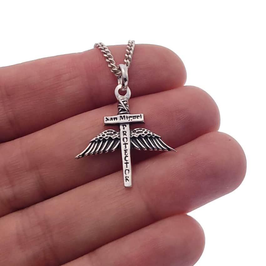 Colgante espada del Arcángel San Miguel en Plata 925 de 2,9 centímetros. - Imagen 6